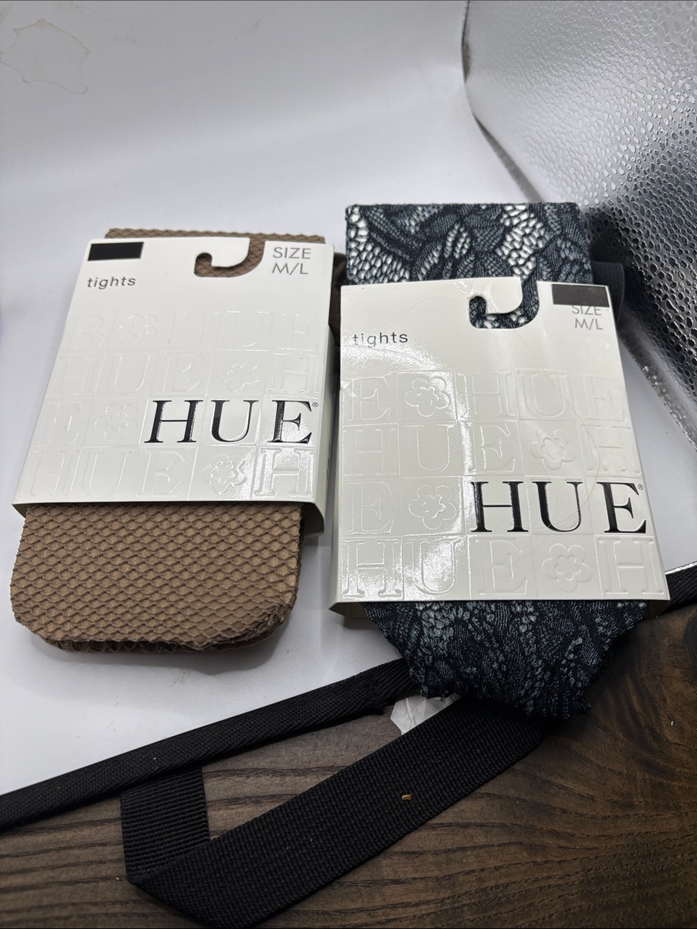BNWT lot of 2 HUE Pattern Tights M/L